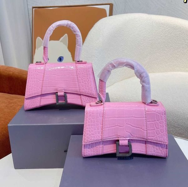 10a hourglass bag designer the tote totes purses woman handbag women large leather beach borse luxurys designers bag fashion leisure
10a hourglass bag designer the tote totes purses woman handbag women large leather beach borse luxurys designers bag fashion leisure