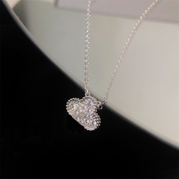 women's van necklace cleef 18k gold plated 925 silver plated stainless steel designer letter necklace pendant wedding jewelry kadguer
women's van necklace cleef 18k gold plated 925 silver plated stainless steel designer letter necklace pendant wedding jewelry kadguer
