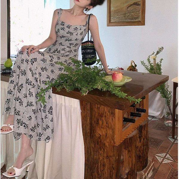 small sleeves square collar mid length backless halter dress french retro green floral for women summer, Black;gray
small sleeves square collar mid length backless halter dress french retro green floral for women summer, Black;gray
