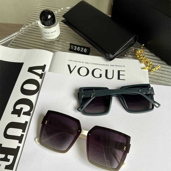 50% off wholesale of y letter new fashion with high-end feel ins large face slimming uv resistant sunglasses for women, White;black
50% off wholesale of y letter new fashion with high-end feel ins large face slimming uv resistant sunglasses for women, White;black