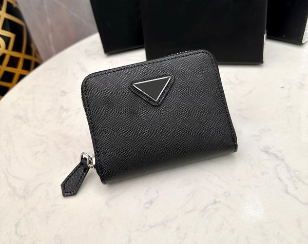 women designer card holders luxury triangle mark wallets high-quality famous stylist zipper purses fashion metal letters ladies clutch bag w, Red;black
women designer card holders luxury triangle mark wallets high-quality famous stylist zipper purses fashion metal letters ladies clutch bag w, Red;black