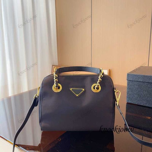 designer bags luxury handbags shoulder bags removable shoulder strap zipper closure women leather handbags crossbody bags 230729
designer bags luxury handbags shoulder bags removable shoulder strap zipper closure women leather handbags crossbody bags 230729