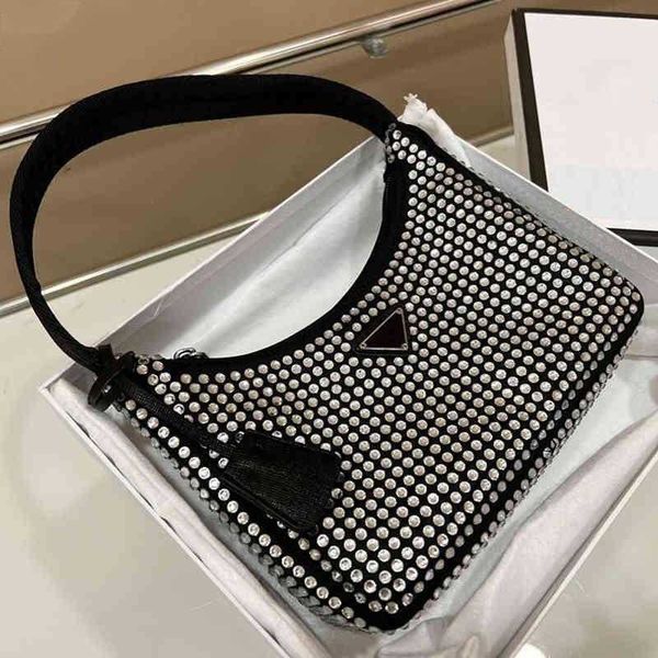 pda triangle hobo bag shoulder bag women designer handbag messenger bags leather satchel purses handbags hobo triangle chain crossbody bags
pda triangle hobo bag shoulder bag women designer handbag messenger bags leather satchel purses handbags hobo triangle chain crossbody bags