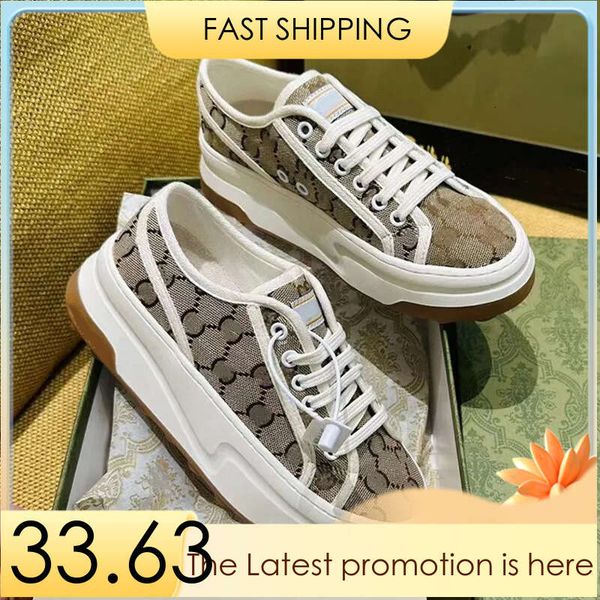 alphabet embroidery, color matching, retro thick-soled canvas shoes for men and women, lovers, muffin bottom tie, 1977 casual fashion, Black
alphabet embroidery, color matching, retro thick-soled canvas shoes for men and women, lovers, muffin bottom tie, 1977 casual fashion, Black