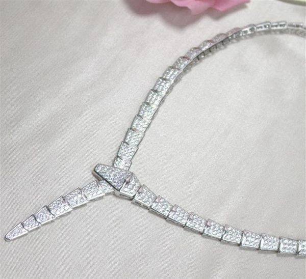 fashion leisur chokers lady women brass 18k gold plated setting full diamond snake shape wide chain dinner necklaces snake skeleto9793823, Golden;silver
fashion leisur chokers lady women brass 18k gold plated setting full diamond snake shape wide chain dinner necklaces snake skeleto9793823, Golden;silver