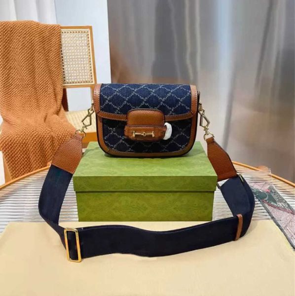 big brand luggage designer bags fashion ladies classic presbyopic wallet card holder european and american simplicity
big brand luggage designer bags fashion ladies classic presbyopic wallet card holder european and american simplicity