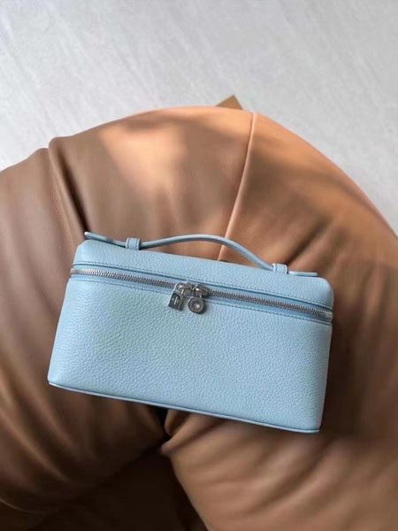 toiletry kits ladies handbag small square bag simple zipper makeup women fashion all match crossbody 2023 spring summer 230729
toiletry kits ladies handbag small square bag simple zipper makeup women fashion all match crossbody 2023 spring summer 230729