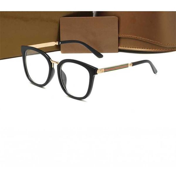 50% off wholesale of new fashionable men's women's sunglasses 0079 anti ultraviolet trend red and green striped sunglasses, White;black
50% off wholesale of new fashionable men's women's sunglasses 0079 anti ultraviolet trend red and green striped sunglasses, White;black
