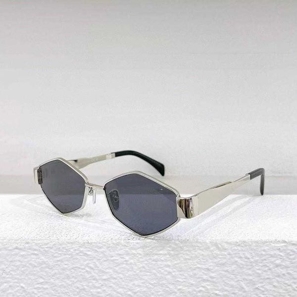 triomphe sunglasses designer glasses woman man occhiali fashion sunglasses pilot wholesale cl40236 by the dozen anti-blue light eyeglass, White;black
triomphe sunglasses designer glasses woman man occhiali fashion sunglasses pilot wholesale cl40236 by the dozen anti-blue light eyeglass, White;black