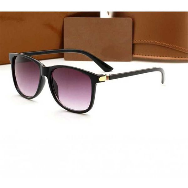 52% off wholesale of new red and green striped fashionable 0017 anti ultraviolet sunglasses, White;black
52% off wholesale of new red and green striped fashionable 0017 anti ultraviolet sunglasses, White;black