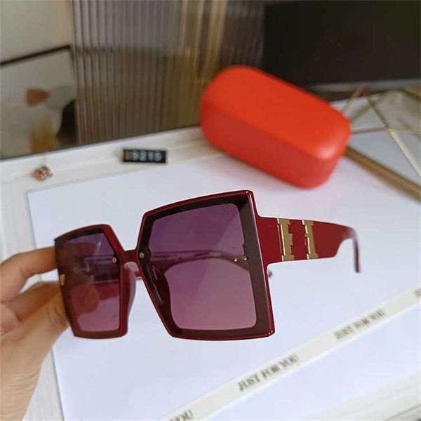 52% off wholesale of large personalized for women simple and trendy frame thick leg sunglasses glasses, White;black
52% off wholesale of large personalized for women simple and trendy frame thick leg sunglasses glasses, White;black