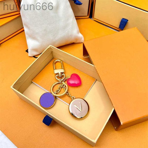 luxury designer keychain bag charm heart shaped key chain women fashion pendants gold keyring car ornament keychains, Silver
luxury designer keychain bag charm heart shaped key chain women fashion pendants gold keyring car ornament keychains, Silver