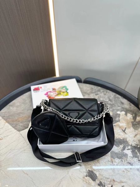 p 2023 new ladies diagonal single mother shoulder bag original briefcase hardware exquisite electroformed leather fabric large capacity
p 2023 new ladies diagonal single mother shoulder bag original briefcase hardware exquisite electroformed leather fabric large capacity