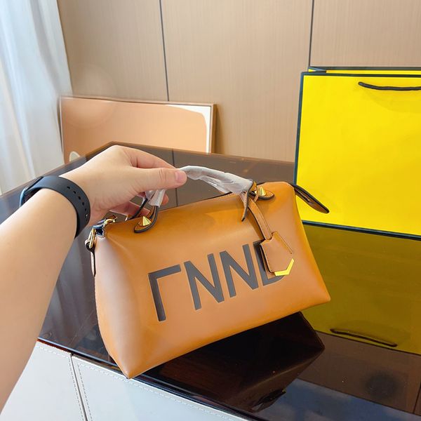 designer bag fashion pillow bag leather shoulder bag casual crossbody bag embossed alphabet underarm bag large capacity women's bag zip
designer bag fashion pillow bag leather shoulder bag casual crossbody bag embossed alphabet underarm bag large capacity women's bag zip