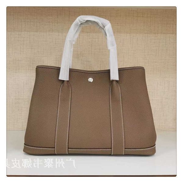 classic garden party tote bag high end garden bag layer cowhide leather portable women's bucket large capacity shopping mother nndw o5d
classic garden party tote bag high end garden bag layer cowhide leather portable women's bucket large capacity shopping mother nndw o5d
