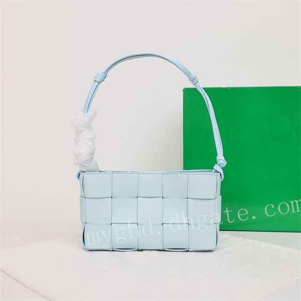 women classic hand underarm bags shoulder woven bag lightweight lipstick purse 23cm with box or dust bag
women classic hand underarm bags shoulder woven bag lightweight lipstick purse 23cm with box or dust bag