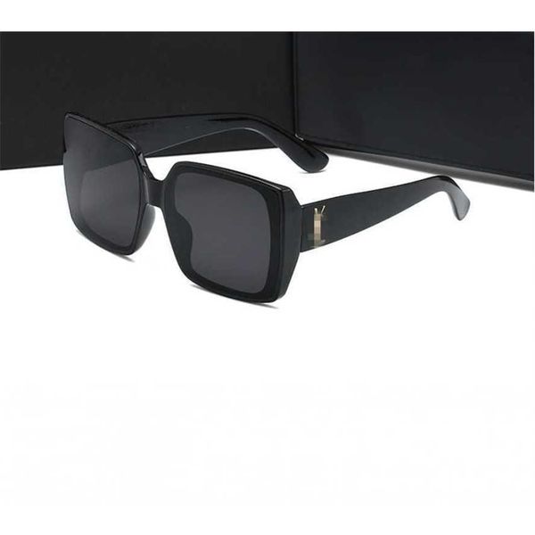 50% off wholesale of new fashionable net red uv resistant slm71 sunglasses, White;black
50% off wholesale of new fashionable net red uv resistant slm71 sunglasses, White;black