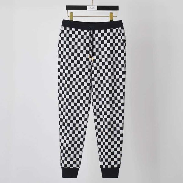 trendy and fashionable chessboard plaid leggings for men women 2023 spring couple pure cotton pants knitted, Black;brown
trendy and fashionable chessboard plaid leggings for men women 2023 spring couple pure cotton pants knitted, Black;brown