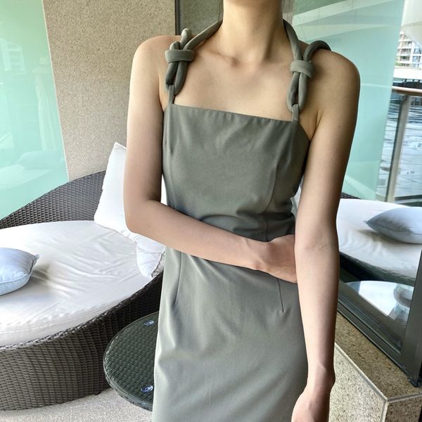 new t-oteme casual commuter knot square neck sleeveless strap dress mid length, Black;gray
new t-oteme casual commuter knot square neck sleeveless strap dress mid length, Black;gray