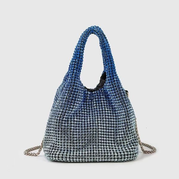 waist bags 2023 female bling chain crossbody ladies mini small envelop shoulder purse gradient ram messenger evening bag 230729
waist bags 2023 female bling chain crossbody ladies mini small envelop shoulder purse gradient ram messenger evening bag 230729