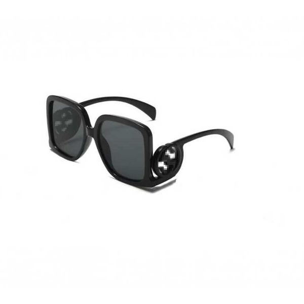50% off wholesale of new large frame sunglasses 999 fashionable universal uv resistant sunglasses for men and women, White;black
50% off wholesale of new large frame sunglasses 999 fashionable universal uv resistant sunglasses for men and women, White;black