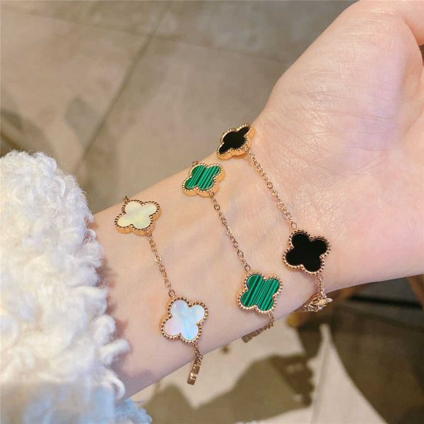 new korean version gold plated taigang seashell four leaf grass bracelet ins small fragrance temperament hand ornaments, Black
new korean version gold plated taigang seashell four leaf grass bracelet ins small fragrance temperament hand ornaments, Black