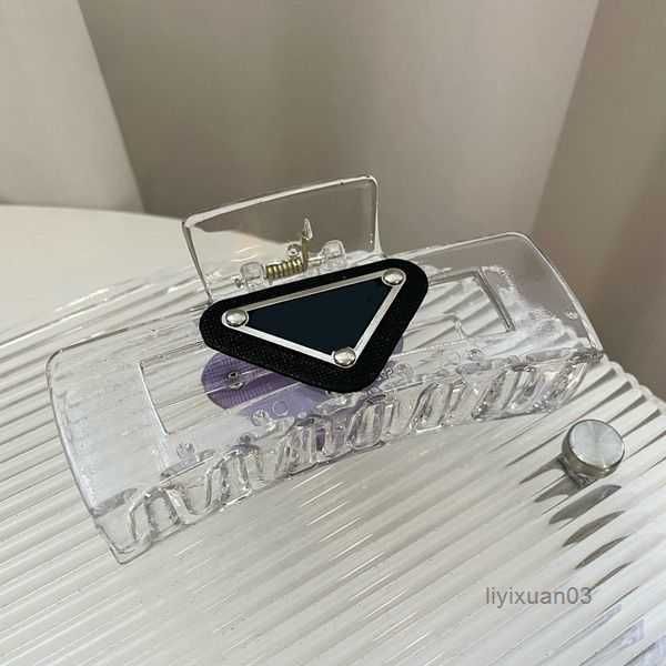 designer barrettes womens girls metal triangle p-letter hair clips high-quality brand classic versatile leisure headwear hairclips black sha, Golden;silver
designer barrettes womens girls metal triangle p-letter hair clips high-quality brand classic versatile leisure headwear hairclips black sha, Golden;silver