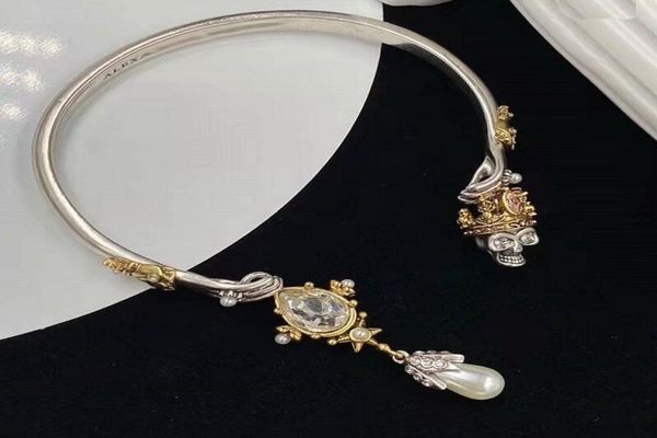 new designed rivet skull charm double circles wrist women039s bracelet chokers necklace wide leather rope luxury ladies br1076773, Golden;silver
new designed rivet skull charm double circles wrist women039s bracelet chokers necklace wide leather rope luxury ladies br1076773, Golden;silver