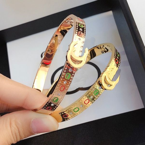 18k gold bangle luxury bangle fashion jewelry rose gold girl love letter bracelet designer accessories couple family gift, Black
18k gold bangle luxury bangle fashion jewelry rose gold girl love letter bracelet designer accessories couple family gift, Black