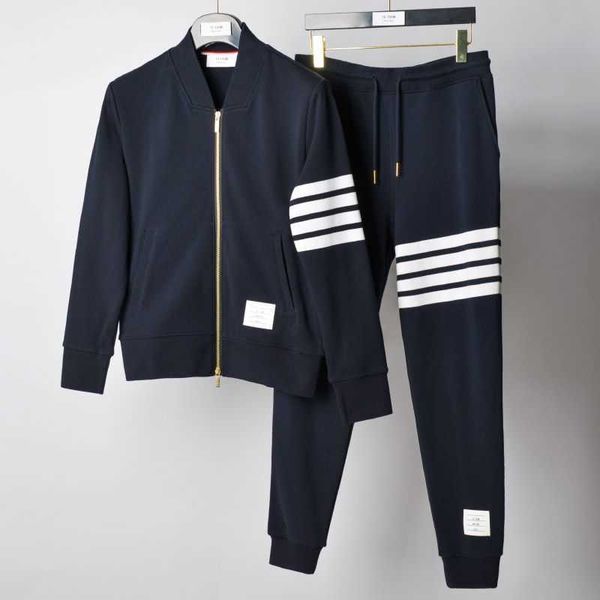cool trend spring autumn new two-piece suit bonzero baseball uniform jacket with casual pants, Black;brown
cool trend spring autumn new two-piece suit bonzero baseball uniform jacket with casual pants, Black;brown