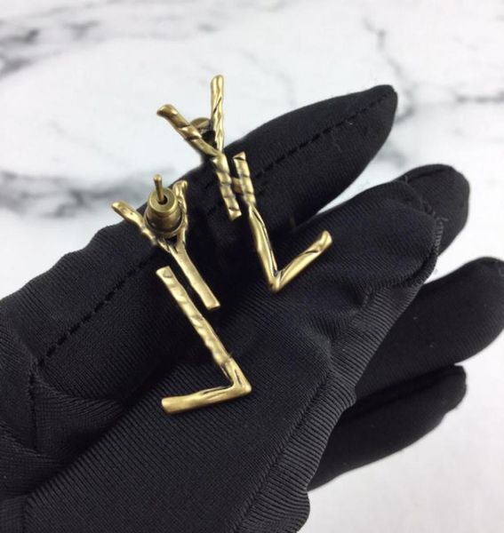 2022 fashion gold stud earrings brooch pendant for women earring luxurys designers jewelry sutds 925 silver hoops 2204293777, Golden;silver
2022 fashion gold stud earrings brooch pendant for women earring luxurys designers jewelry sutds 925 silver hoops 2204293777, Golden;silver