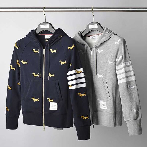 puppy embroidery trend brand bonzero street bomb hooded sweater with a small design sense handsome spring wear men's coat, Black;brown
puppy embroidery trend brand bonzero street bomb hooded sweater with a small design sense handsome spring wear men's coat, Black;brown