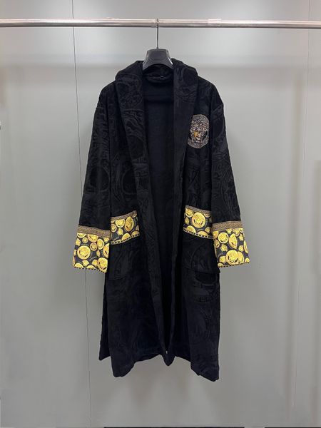 2023 fall and winter new beautiful mens designer bathrobe - us size bathrobe - luxury designer bathrobe for men, Black;brown
2023 fall and winter new beautiful mens designer bathrobe - us size bathrobe - luxury designer bathrobe for men, Black;brown