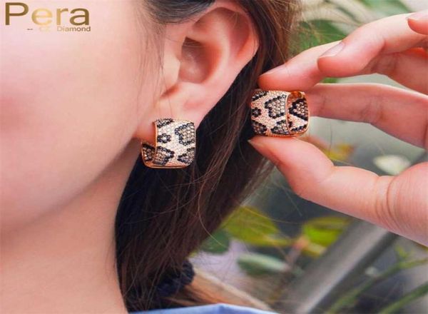pera chunky wide square shape black white cubic zirconia unique stripes 585 rose gold hoop earring for ladies party jewelry e734 22009860, Golden;silver
pera chunky wide square shape black white cubic zirconia unique stripes 585 rose gold hoop earring for ladies party jewelry e734 22009860, Golden;silver