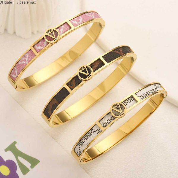 new style bracelets women bangle designer letter jewelry faux leather 18k gold plated stainless steel womens wristband wedding gifts accesso, Black
new style bracelets women bangle designer letter jewelry faux leather 18k gold plated stainless steel womens wristband wedding gifts accesso, Black