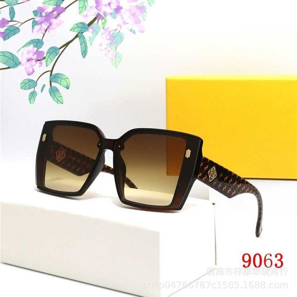 56% off wholesale of new fashion for women's street pgraphy sunglasses tourist polarized glasses 9063, White;black
56% off wholesale of new fashion for women's street pgraphy sunglasses tourist polarized glasses 9063, White;black