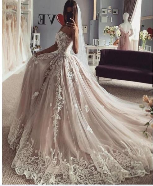 2021 vintage wedding dresses champagne blush sweetheart sleeveless tulle lace applique wedding bridal gowns lace up back vestido d4493127, White
2021 vintage wedding dresses champagne blush sweetheart sleeveless tulle lace applique wedding bridal gowns lace up back vestido d4493127, White