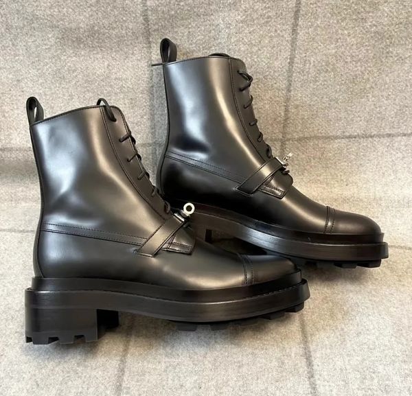 luxurious brand funk women ankle boots black white calfskin leather kelly buckle motorcycle booties chunky sole lady martin boot eu35-40 wit
luxurious brand funk women ankle boots black white calfskin leather kelly buckle motorcycle booties chunky sole lady martin boot eu35-40 wit
