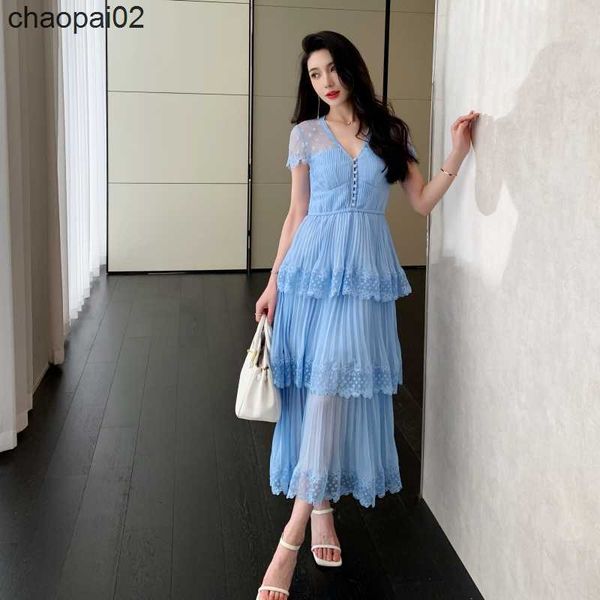 new-s-elf-portrait blue chiffon tiered midi dress v neck short sleeve dress for women, White;black
new-s-elf-portrait blue chiffon tiered midi dress v neck short sleeve dress for women, White;black
