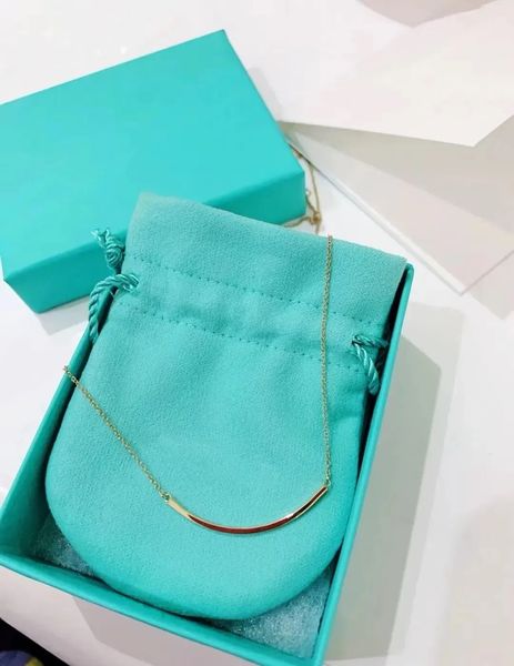 new tiff designer necklace classics gold pendant necklace fashion designer design 316l stainless steel gifts for women smile necklace, Silver
new tiff designer necklace classics gold pendant necklace fashion designer design 316l stainless steel gifts for women smile necklace, Silver