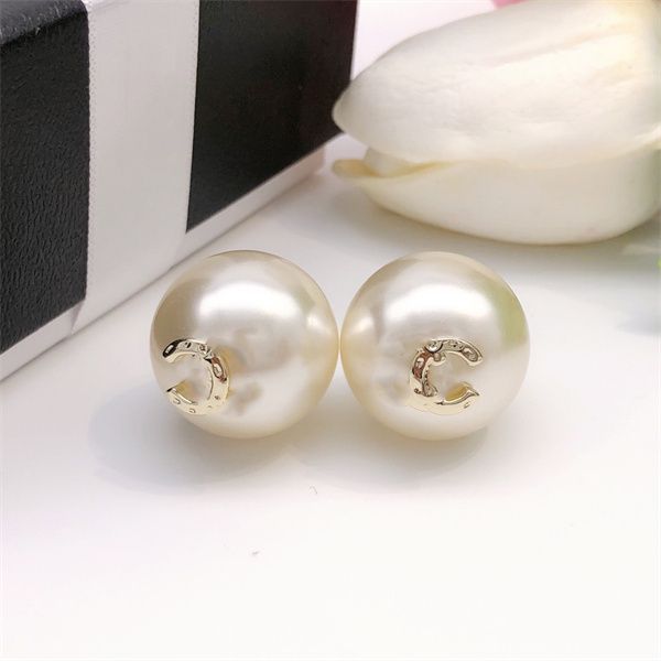 fashion stud earrings woman luxury designer ccity earring multi colors c letter jewelry women ccity diamond wedding gifts 23452343, Golden;silver
fashion stud earrings woman luxury designer ccity earring multi colors c letter jewelry women ccity diamond wedding gifts 23452343, Golden;silver