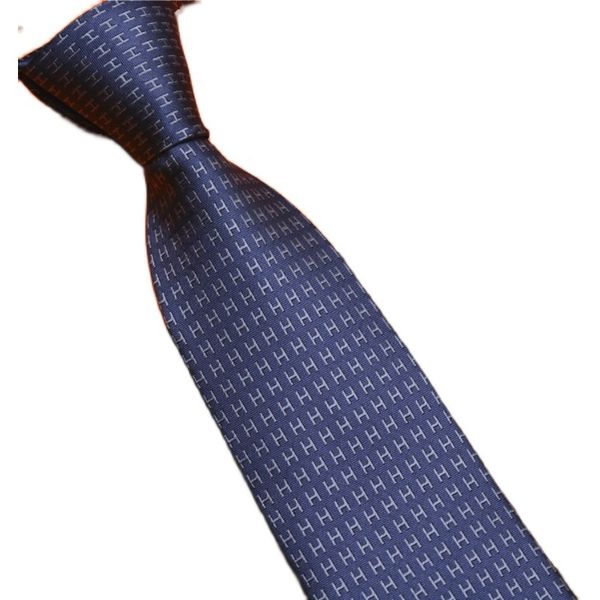 neck ties european and american h style 100% silk tie for men's formal wear business and leisure hand embroidered printing gifts 230728, Blue;purple
neck ties european and american h style 100% silk tie for men's formal wear business and leisure hand embroidered printing gifts 230728, Blue;purple