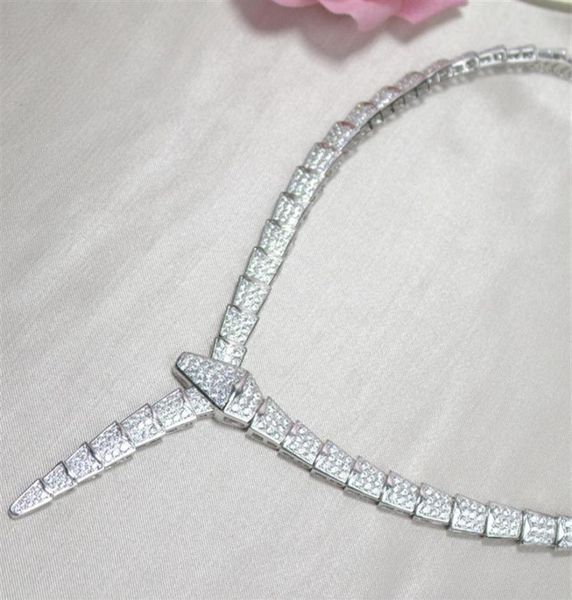 fashion leisur chokers lady women brass 18k gold plated setting full diamond snake shape wide chain dinner necklaces snake skeleto3241976, Golden;silver
fashion leisur chokers lady women brass 18k gold plated setting full diamond snake shape wide chain dinner necklaces snake skeleto3241976, Golden;silver