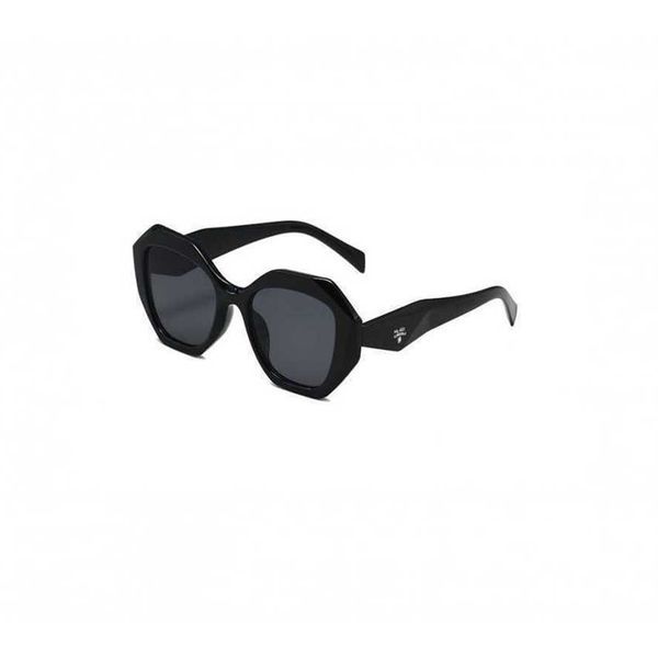 50% off wholesale of 16 new fashion square sunglasses uv proof sunglasses, White;black
50% off wholesale of 16 new fashion square sunglasses uv proof sunglasses, White;black