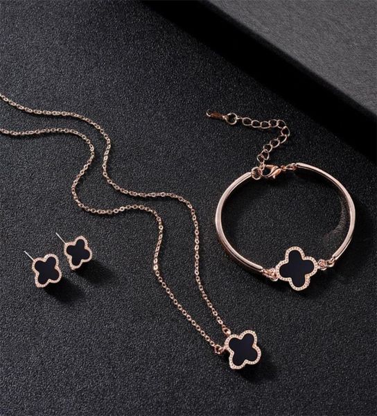 fashion designer jewelry fourleaf clover threepiece set women039s pendant 3color optional wedding banquet whole9168938, Silver
fashion designer jewelry fourleaf clover threepiece set women039s pendant 3color optional wedding banquet whole9168938, Silver