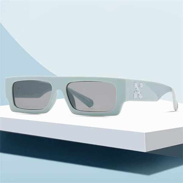 56% off wholesale of new small box men's and women's fashionable korean version trendy sunglasses street p sun visors 2239, White;black
56% off wholesale of new small box men's and women's fashionable korean version trendy sunglasses street p sun visors 2239, White;black