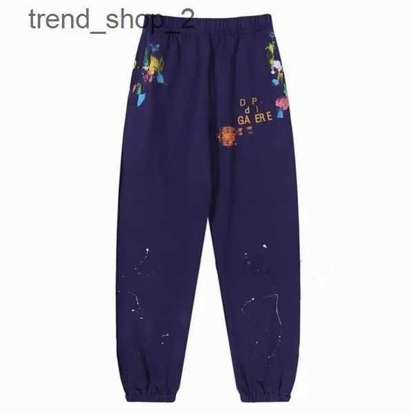 galery dept pant sports pants slim denim straight sweatpants speckled letter print pant women high street couple dept loose versatile casual, Black;white
galery dept pant sports pants slim denim straight sweatpants speckled letter print pant women high street couple dept loose versatile casual, Black;white