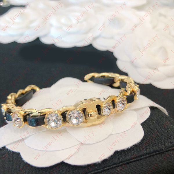 designer classic cuff inlaid with rhinestone leather and metal woven into exquisite bracelets, stylish women's bracelets, wedding, part, White
designer classic cuff inlaid with rhinestone leather and metal woven into exquisite bracelets, stylish women's bracelets, wedding, part, White