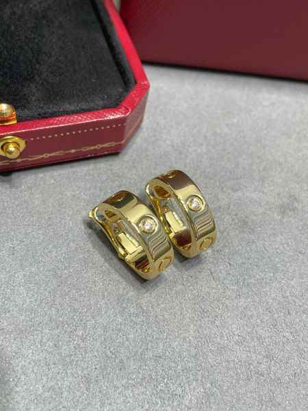 designer minimalist and atmospheric carti earrings women's earrings new temperament jewelry glitter mature women's wedding engagem, Golden;silver
designer minimalist and atmospheric carti earrings women's earrings new temperament jewelry glitter mature women's wedding engagem, Golden;silver