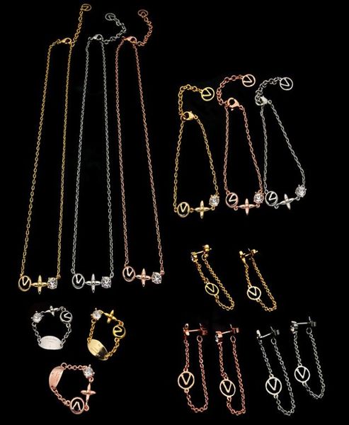 crystal clover bracelet earring necklaces sets 18k gold cover stainless steel9246583, Black
crystal clover bracelet earring necklaces sets 18k gold cover stainless steel9246583, Black